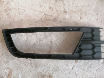 Mřížka nárazníku Prava Octavia III 5E0 807 682 5E0807682