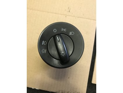 60D81FD1 302C 4FDB A866 7954C4F51A3C