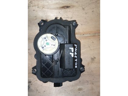 Přítah dveří WV PHANTON 3D0 837 059 B 3D0837059B