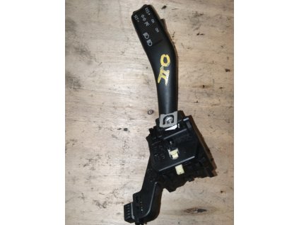 packa smerovych svetel s tempomatem  Octavia 2 1K0 953 513 A 1K0953513A