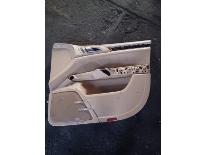 Tapecir pravy porsche cayenne 7P5 867 012 D-E 7P5867012D-E