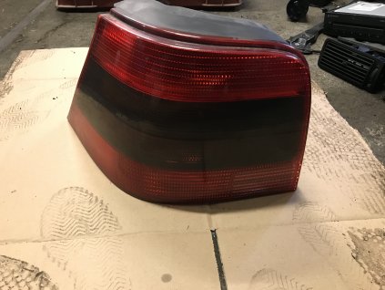 76ADA883 1D9F 4872 97EE 62D2908B3E14