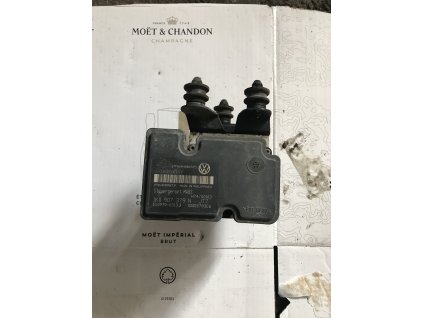 A4258606 40A1 4499 AC01 FC21D0091CE7