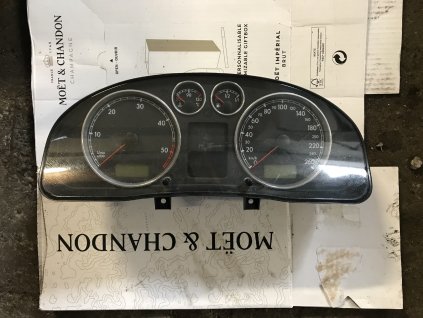 DF43B2E8 0DAD 4D5B 91E5 CF18954227E2