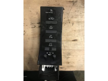 9D0628EF FA3C 43D4 8C5B 6BF156DCE252