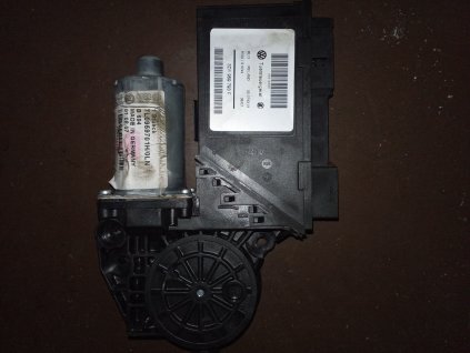 Motorek stahování oken vw touareg 3D1 959 793 F 3D1959793F
