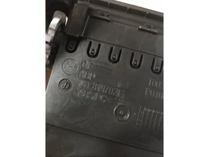 7EDB3BD0 B600 47FB 9912 B290DDB936D9