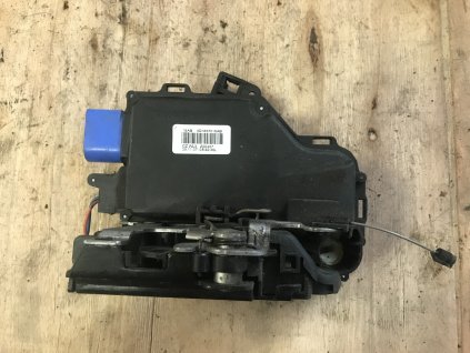 Zámek dveří levy Predni Octavia 2 3D1 837 015 AB 3D1837015AB