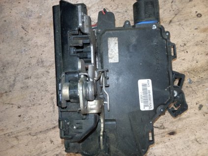 Zámek dveří zadní levy 3B4 839 015 AG 3B4839015AG