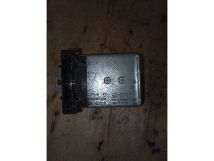 Předřadný odpor topení 701 959 263 701959263