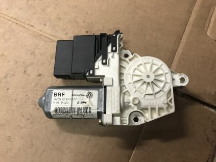 DC2FC56D 46E8 4FD6 BD51 C1777BFDE562