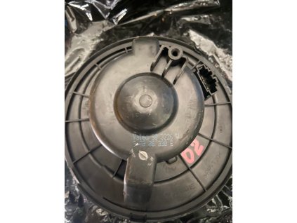 Motorek ventilátoru topení a klimatizace Octavia 2