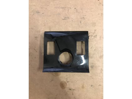 E9DA81CB 1853 45FE B8F0 5FAAA7292B00