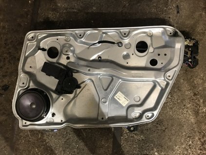 7DA8D9B7 95D5 484A AE27 4512C1403B6C