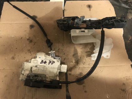 610BD9BC C8D6 46BD 806B BF81D4AA48C3