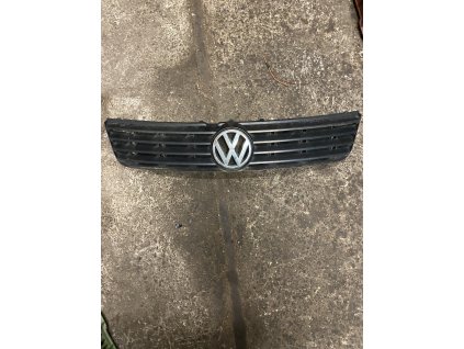 Přední maska volkswagen Passat b5 3B0 853 653 C 3B0853653C