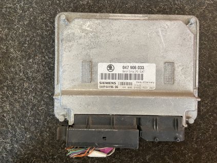 Řídící jednotka motoru 047 906 033 , 047906033