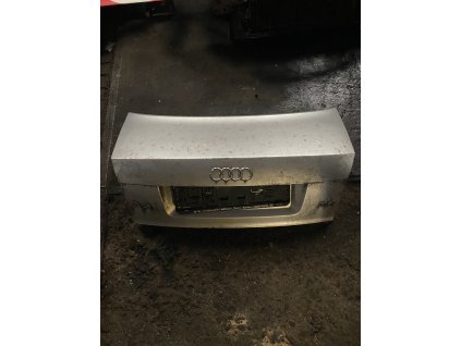 viko kufru  Audi A4 B6