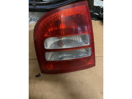 Levé zadní světlo Octavia 1 sedan 1U6 945 095 1U6945095