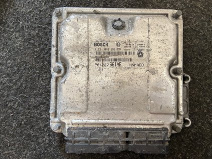Řídící jednotka motoru 0 281 010 290 , 0281010290