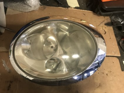 472A6F7B B8FE 4C10 B902 BA03D62696FB