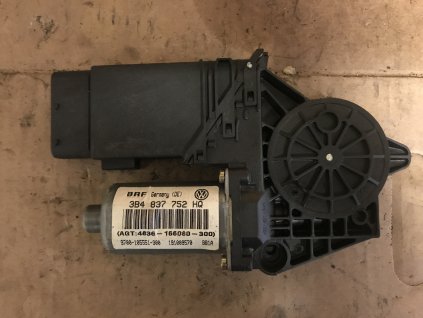 EB04CE0C D34E 4B59 85D5 19619C6BE6AD