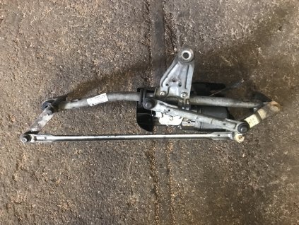 90477295 8619 4549 8B79 695705E3E36E