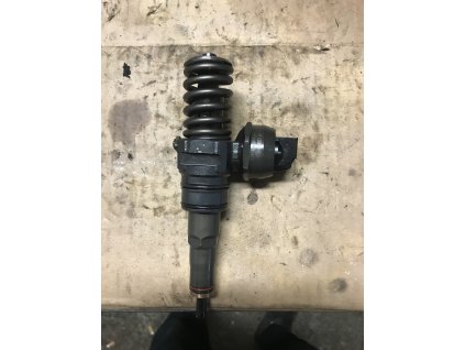 3030AAB6 5717 4A90 A53D 0D39AB4E7551