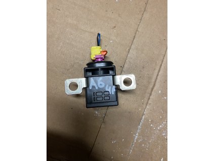 Odpojovač baterie Audi A6 4F 4F0 915 519 4F0915519