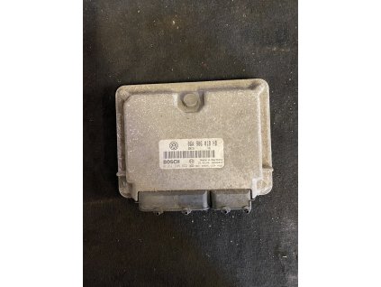 Řídící jednotka motoru 06A 906 018 HB 06A906018HB