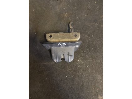 Zámek pátých dveří Audi A3 8P3 827 520 A 8P3827520A