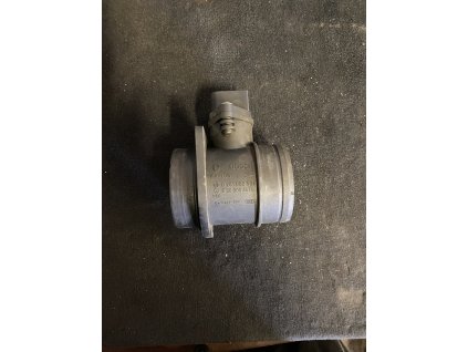 Váha vzduchu Audi A3 1.9tdi 0 38 906 461 B 038906461B 0 281 002 531 0281002531