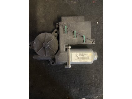 Pravy Motorek stahování oken Fabia 1 6Q1959802A