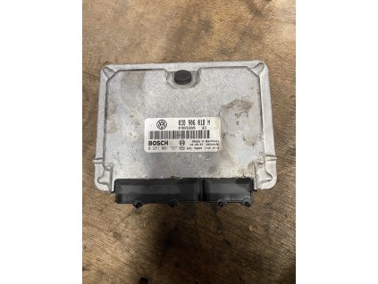 Řídící jednotka motoru 038 906 018 N 038906018N