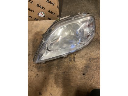 Levé přední světlo Dacia Logan 2011  8200744753