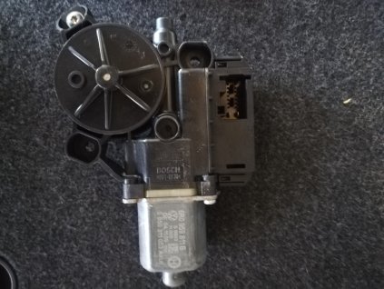 Motorek stahování okna 6R0 959 811 B 6R0 959 811B