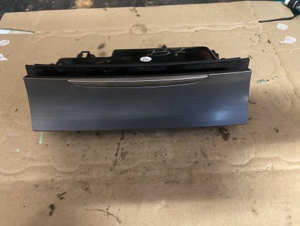 Popelnik příhradka VW Passat B7 3C0 863 284 K 3C0863284K