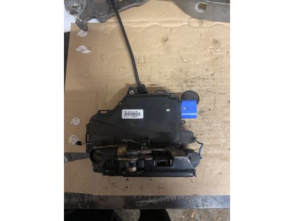 Zamek dveří pravy predni fabia 1 3B1 837 016 BP 3B1837016BP