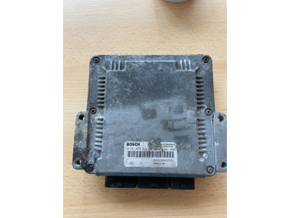 Řídící jednotka motoru 0 281 010 819, 0281010819