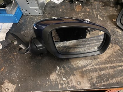 Prave vnější zpětné zrcatko Škoda Fabia 2 Kod barvy LF5Q-9585