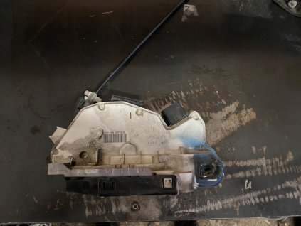 Zamek dveří levy předni fabia 2 facelift 5N1 837 015 E 5N1837015E