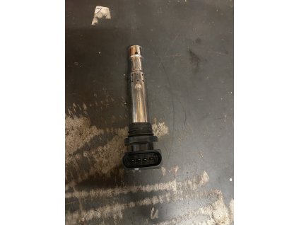 Zapalovací cívka VW Golf 5 plus 0 986 221 023 0986221023