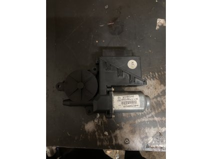 Motorek stahování oken pravy fabia 1 2000-2004 6Q1 959 802 6Q1959802