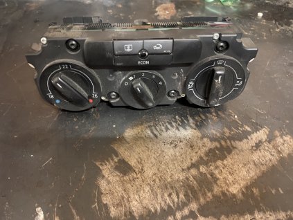 Ovládání Topeni a klimatizace Škoda octavia 2