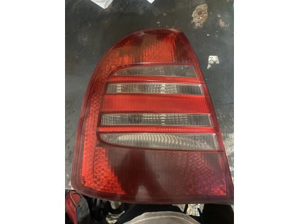 Leve zadni světlo Škoda Superb 1 3U5 945 095 3U5945095