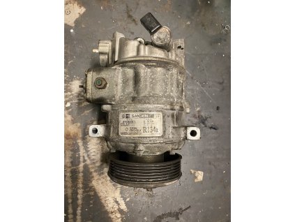 Klimakompresor octavia 2 golf V passat B6 1K0 820 803 Q 1K0820803Q