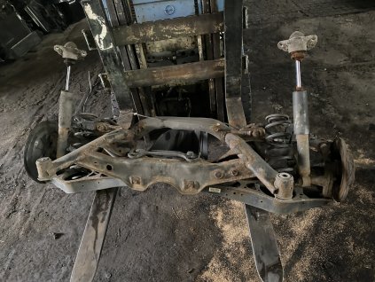 Zadní náprava Škoda Superb 2 combi