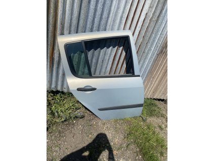 Pravé zadní dveře Renault Modus