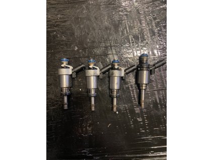 Vstřikovací ventily Volkswagen Passat CC 1.8 TSI 06H 906 036 H 06H906036H