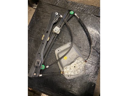 Pravá přední stahovačka Golf 5+ 5M0 837 462 5M0837462